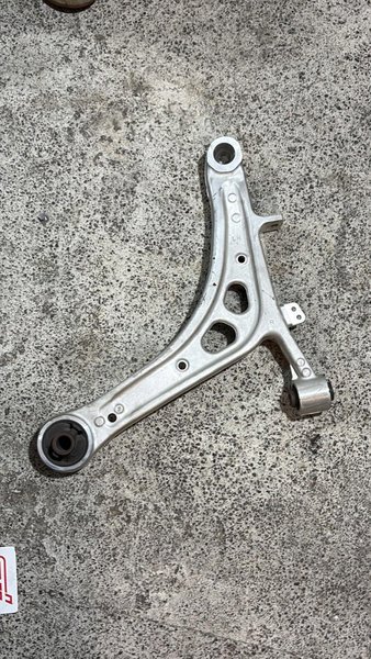 impreza sti sağ salıncak