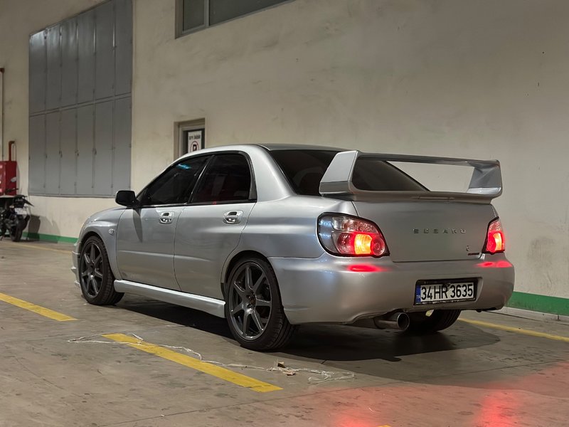 İMPREZA 2001-2007 OEM STI PLASTİK SPOİLER(ORİJİNAL)