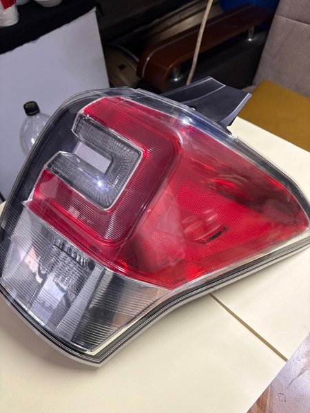 subaru forester sağ stop 