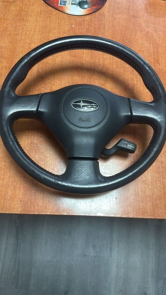 Legacy 2007 direksiyon simidi airbag dahil hız sabitleyici özellikli